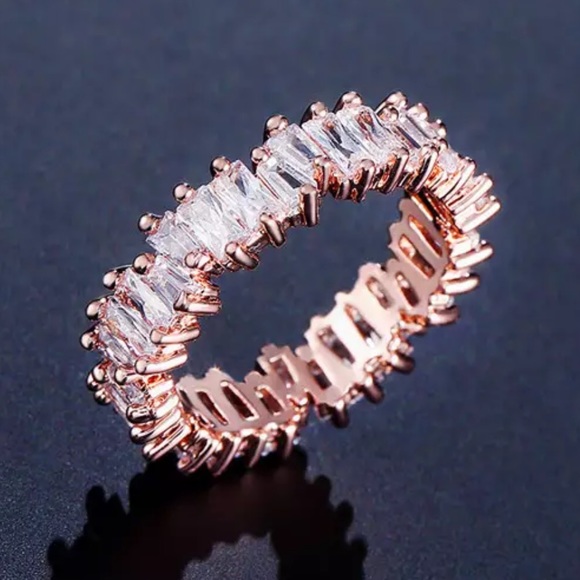 CANOPUS ♡ AAA Cubic Zirconia Ring GIFT - Picture 4 of 9